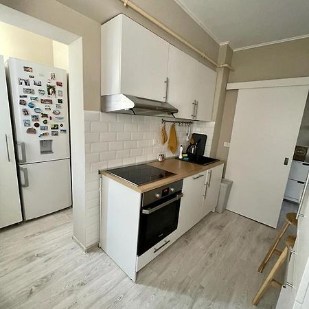 Demure Terrace Apartment Bucharest Exterior photo